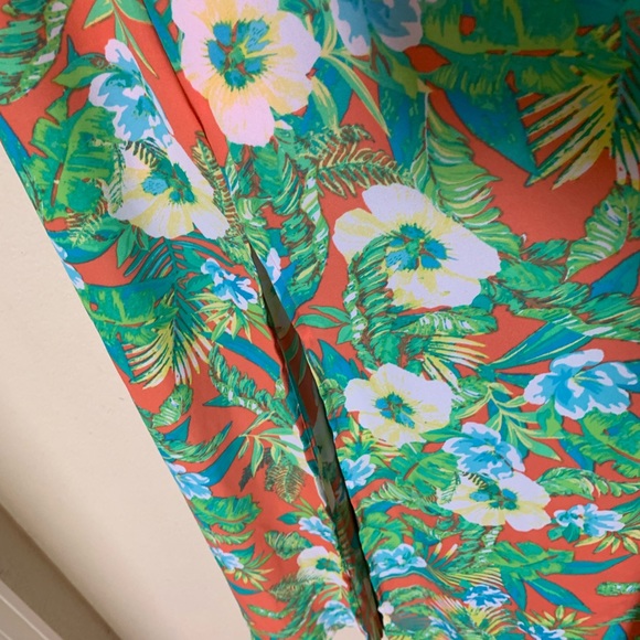 Sundress/ tropical  by Decree XS, front leg splits worn once. - Picture 4 of 14